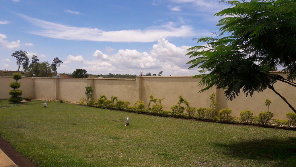 Emmaculate Lodge Mzuzu Exterior photo